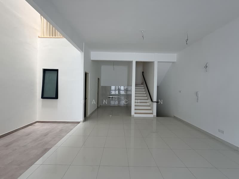 Rumah Teres 3.5 Tingkat untuk Dijual di Damansara Perdana (Selangor) - Joan Chan - PropertyGuru.com.my