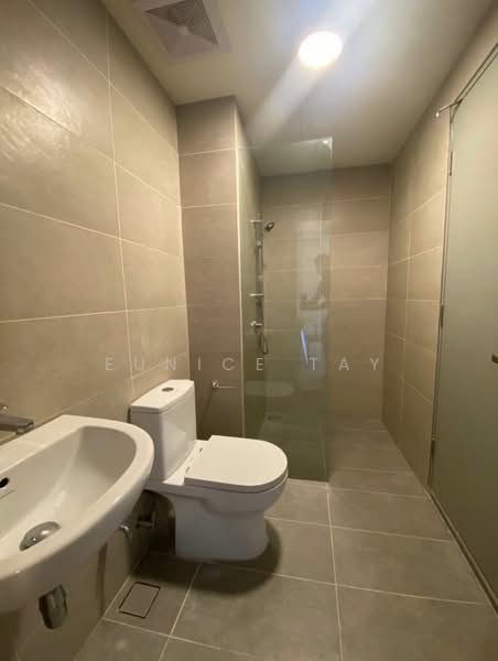 Service Residence for Sale at 8th & Stellar - Eunice Tay - Bathroom - PropertyGuru.com.my