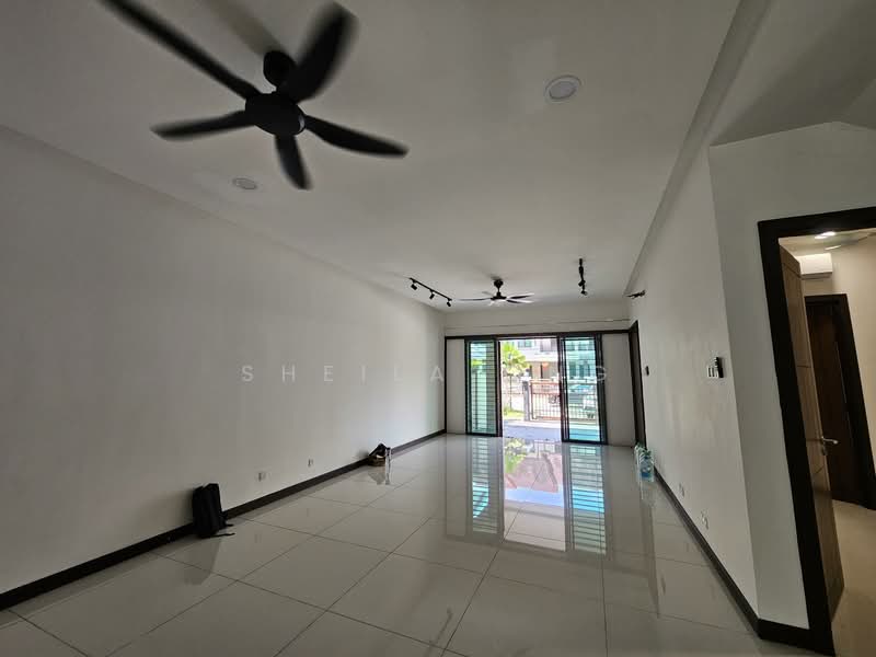 2-storey Terraced House for Rent in Bandar Kinrara (Selangor) - Sheila Ong - Living Room - PropertyGuru.com.my