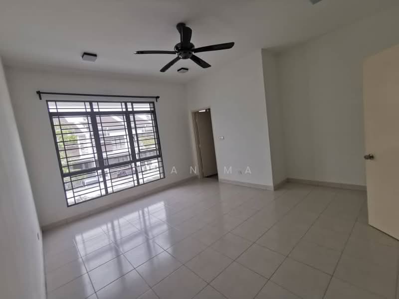 2-storey Terraced House for Rent in Rawang (Selangor) - Yean Ma - Living Room - PropertyGuru.com.my