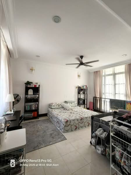 Bungalow for Sale in Bukit Jelutong (Shah Alam) - Nazri Hassan - Bedroom - PropertyGuru.com.my