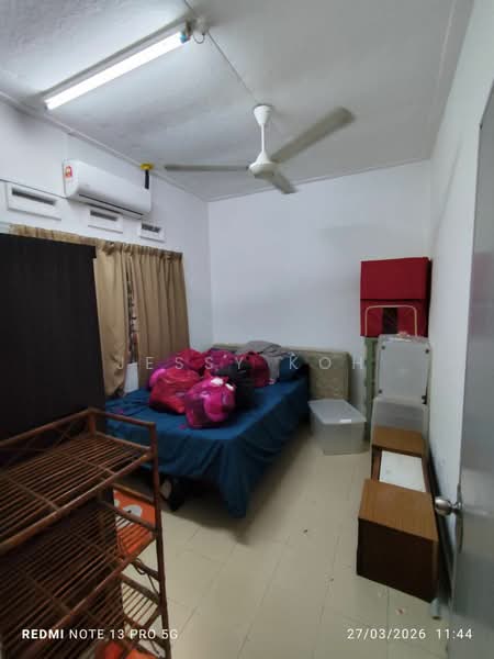 1-storey Terraced House for Rent in Taman Abad (Johor Bahru) - Jessy Koh - Bedroom - PropertyGuru.com.my