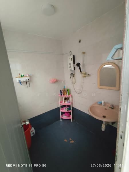 1-storey Terraced House for Rent in Taman Abad (Johor Bahru) - Jessy Koh - Bathroom - PropertyGuru.com.my