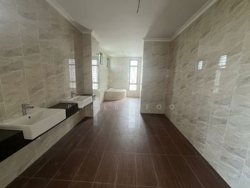 Bungalow for Sale in Taman Laguna (Johor Bahru) - Phoebe Foo - Bathroom - PropertyGuru.com.my