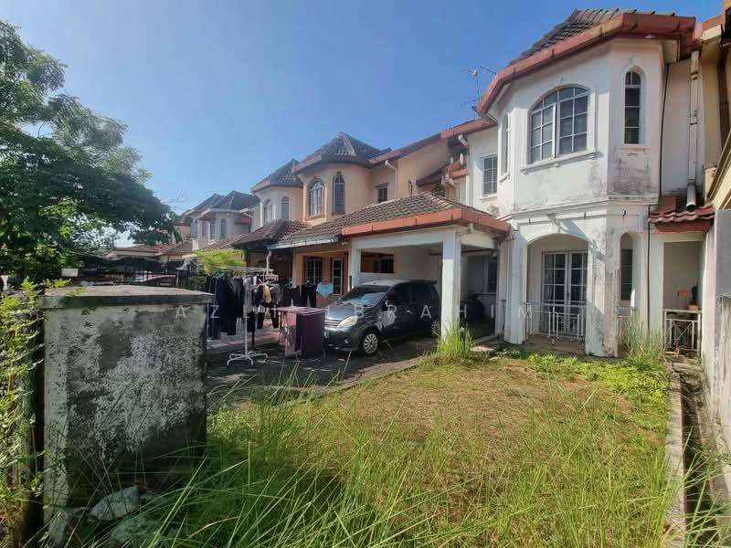 2-storey Terraced House for Sale in Usj 11 (Subang Jaya) - Azli Ibrahim - Exterior - PropertyGuru.com.my