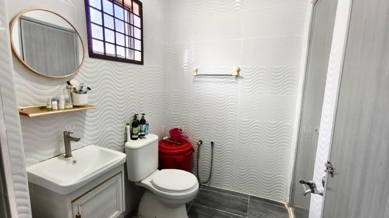 2-storey Terraced House for Sale in Taman Universiti Bangi (Kajang) - Wardatu Zamzam - Bathroom - PropertyGuru.com.my