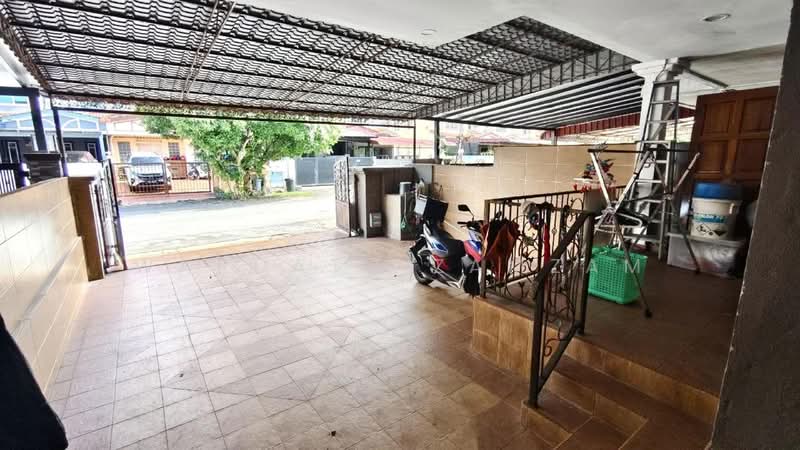 2-storey Terraced House for Sale in Taman Universiti Bangi (Kajang) - Wardatu Zamzam - Exterior - PropertyGuru.com.my