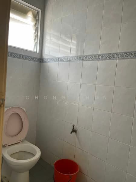 Office for Rent in Bandar Puteri Puchong (Puchong) - Chong Shun Kae - Bathroom - PropertyGuru.com.my