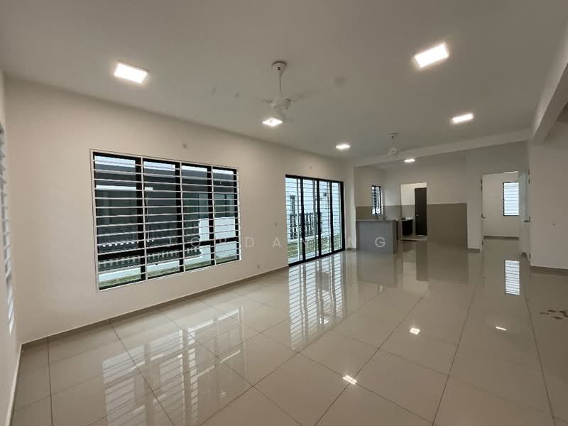 Semi-Detached House for Rent in Setia Utama (Setia Alam) - Jordan Ng - Living Room - PropertyGuru.com.my