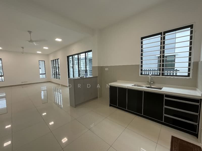 Semi-Detached House for Rent in Setia Utama (Setia Alam) - Jordan Ng - Kitchen - PropertyGuru.com.my