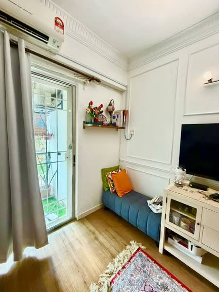 Apartment for Sale at Sri Damansara Court - Jc Lee - Living Room - PropertyGuru.com.my