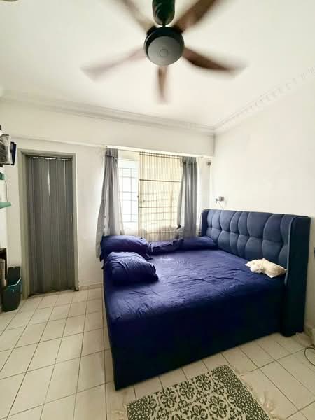 Apartment for Sale at Sri Damansara Court - Jc Lee - Bedroom - PropertyGuru.com.my