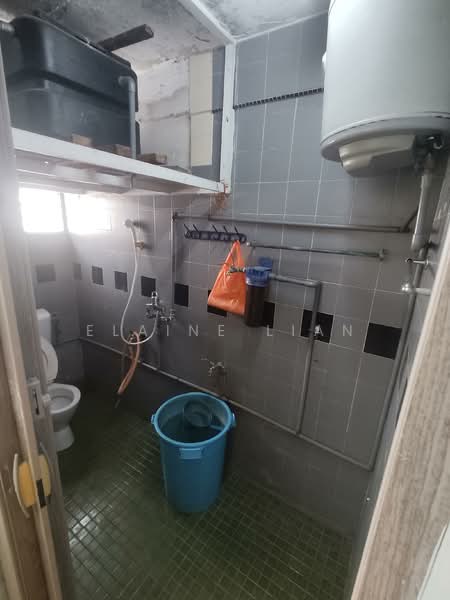 Rumah Flat untuk Dijual di Taman Jinjang Baru - Elaine Lian - Bathroom - PropertyGuru.com.my