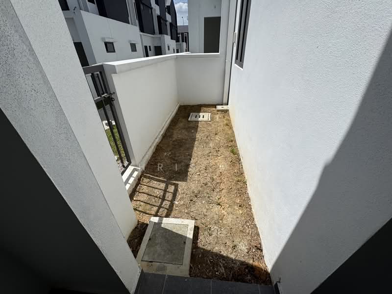 2-storey Terraced House for Rent in Bandar Gamuda Gardens (Rawang) - Chris See - Exterior - PropertyGuru.com.my