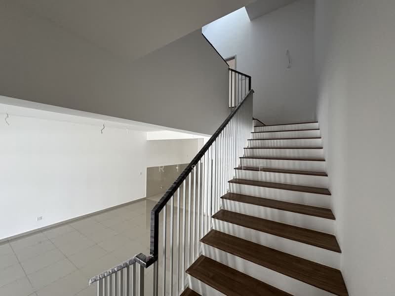 2-storey Terraced House for Rent in Bandar Gamuda Gardens (Rawang) - Chris See - Interior - PropertyGuru.com.my