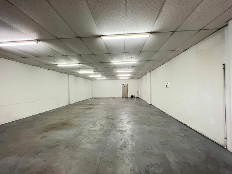 Shop / Office for Rent in Kelana Jaya (Petaling Jaya) - CW Kong - Interior - PropertyGuru.com.my