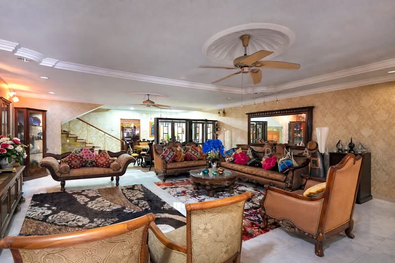 Rumah Teres 2 Tingkat untuk Dijual di Seksyen 3 (Bangi) - Nor Azdlin Adnan - Living Room - PropertyGuru.com.my