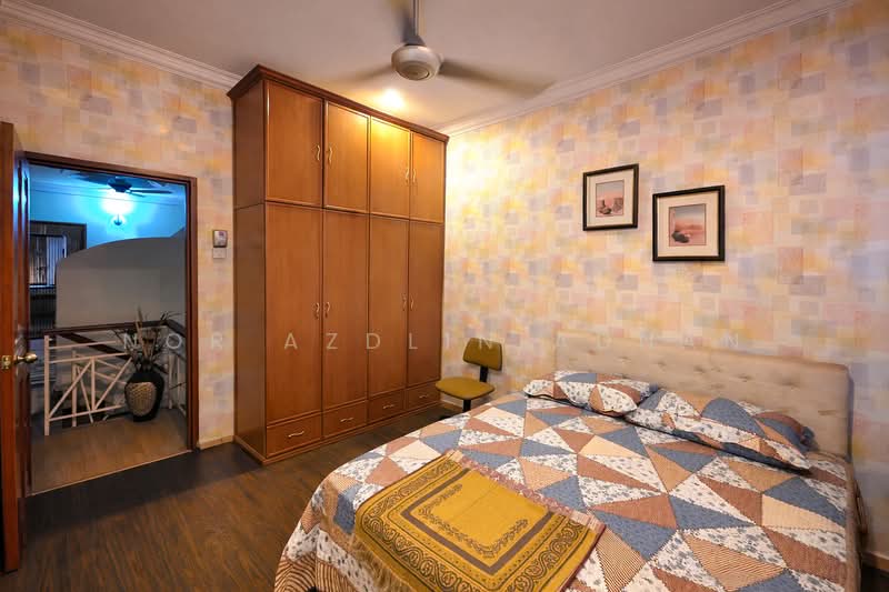 Rumah Teres 2 Tingkat untuk Dijual di Seksyen 3 (Bangi) - Nor Azdlin Adnan - Bedroom - PropertyGuru.com.my