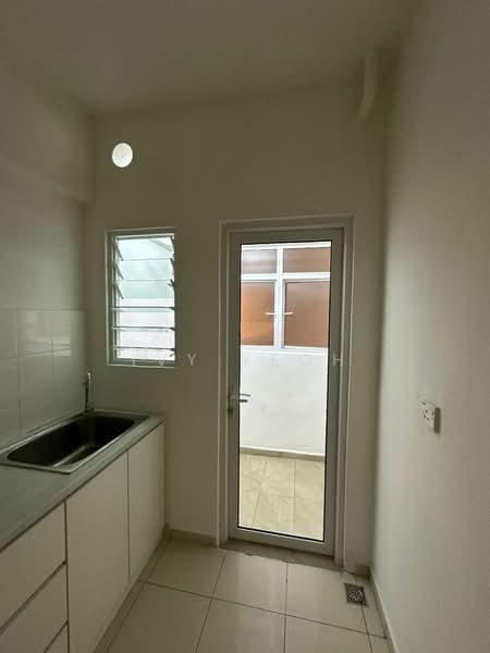 Condominium for Rent at i-Santorini - Ivy Yeoh - Kitchen - PropertyGuru.com.my