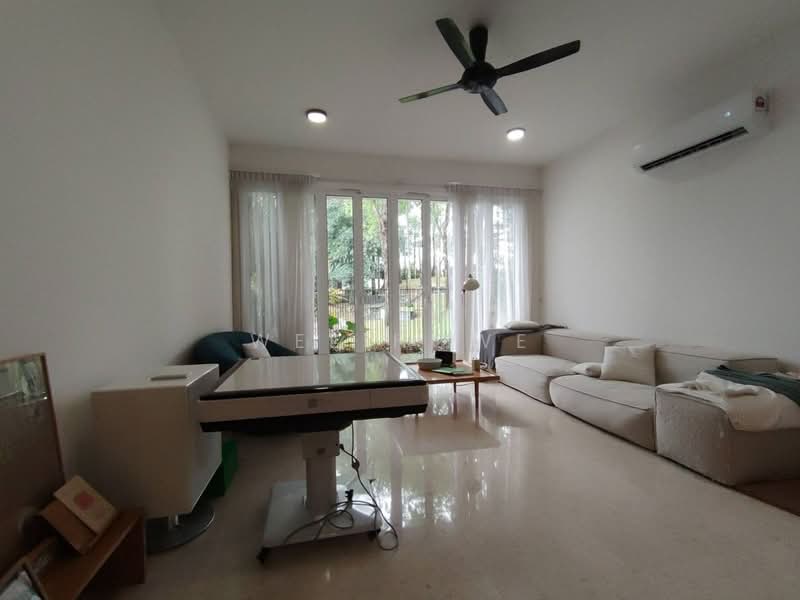 Rumah Teres 4 Tingkat untuk Dijual di Puteri Harbour (Iskandar Puteri (Nusajaya)) - Wee Howe - Living Room - PropertyGuru.com.my