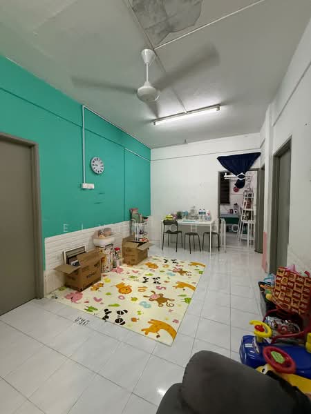 Flat for Rent at Taman Belimbing II - Elvin Choo - Living Room - PropertyGuru.com.my