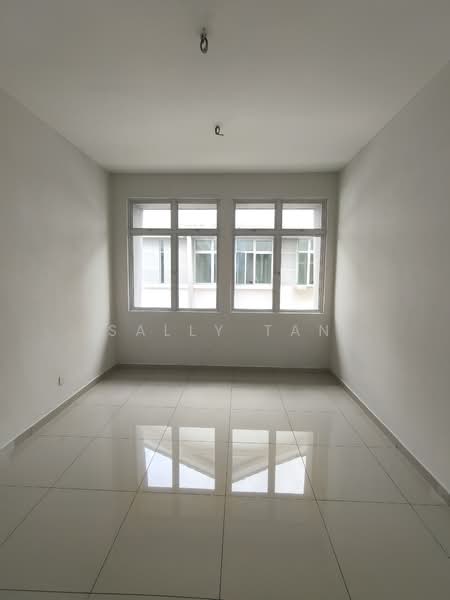 Rumah Berkembar untuk Dijual di Kulai (Johor) - Sally Tan - Living room  - PropertyGuru.com.my
