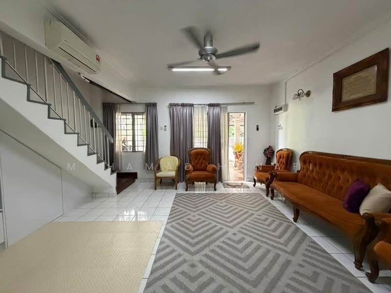 2-storey Terraced House for Sale in Puchong (Selangor) - Mohamad Hanafi - PropertyGuru.com.my