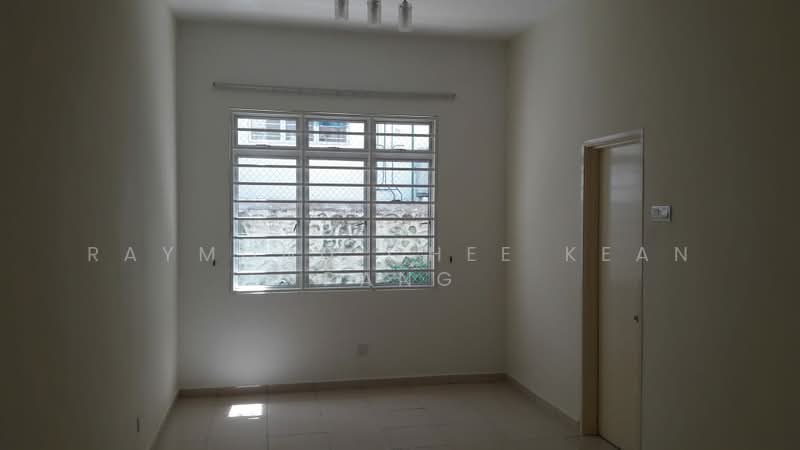 Townhouse for Rent in Seri Kembangan (Selangor) - Raymond Chee Kean Pang - Interior - PropertyGuru.com.my