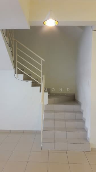 Townhouse for Rent in Taman Alam Putra (Seri Kembangan) - Raymond Chee Kean Pang - Interior - PropertyGuru.com.my