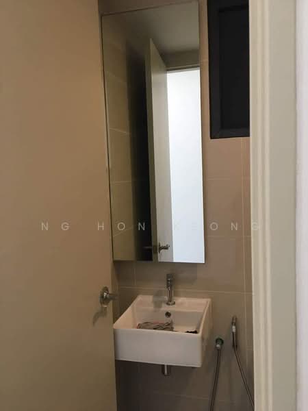 Service Residence for Rent at KL Gateway Residences - Ng Hon Keong - Bathroom - PropertyGuru.com.my