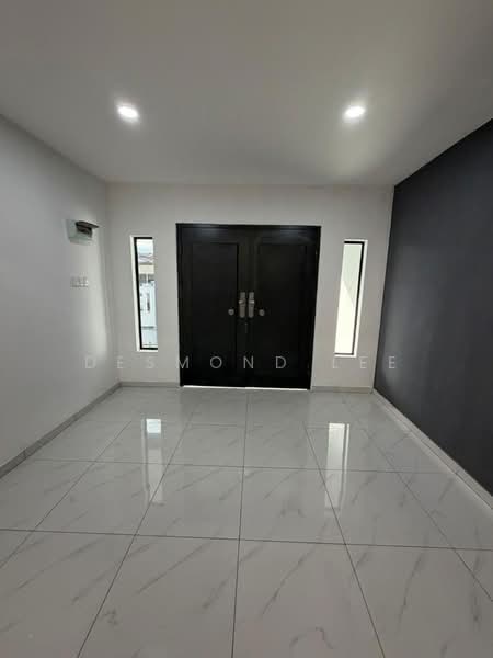 1-storey Terraced House for Sale in Bandar Selesa Jaya (Skudai) - Desmond Lee - Entrance - PropertyGuru.com.my