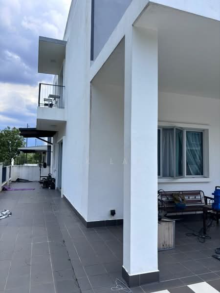 Rumah Teres 2 Tingkat untuk Disewa di Semenyih (Selangor) - CK Law - Exterior - PropertyGuru.com.my