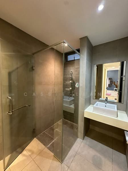 Condominium for Rent at Vivo Residential Suites - Cassie Lian - Bathroom - PropertyGuru.com.my