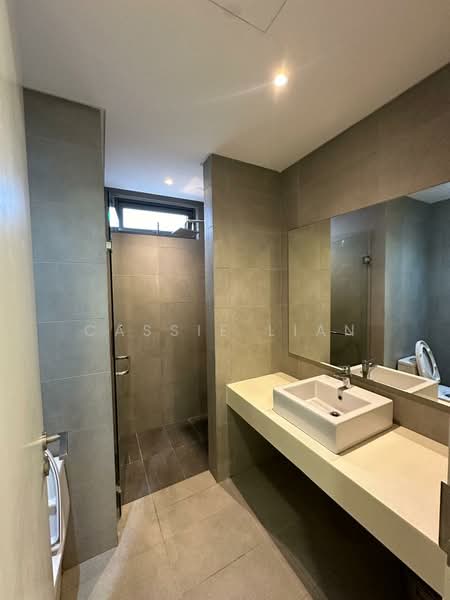 Condominium for Rent at Vivo Residential Suites - Cassie Lian - Bathroom - PropertyGuru.com.my