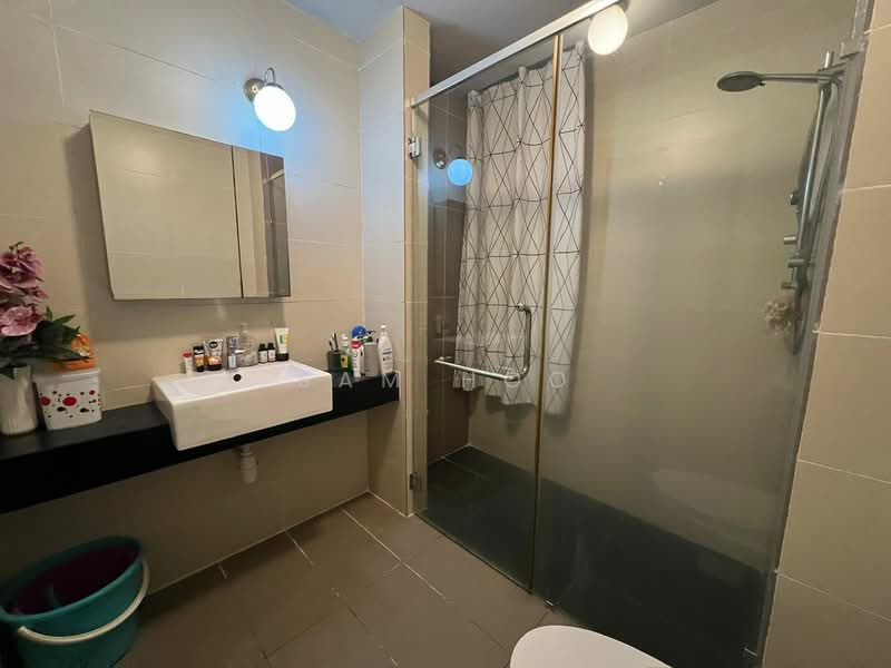 Service Residence for Rent at LakePark Residence @ KL North - Sam Hoo - Bathroom - PropertyGuru.com.my