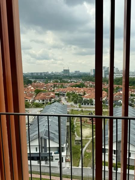 Servis Apartment untuk Dijual di Suria Jelutong - Winnie Lee - View - PropertyGuru.com.my
