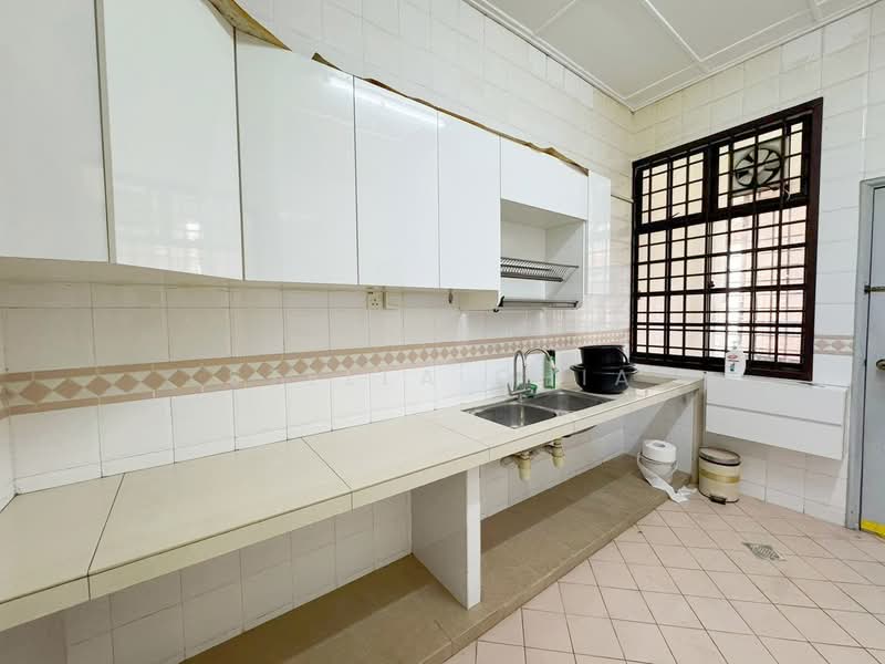 Rumah Teres 1 Tingkat untuk Dijual di Johor Bahru (Johor) - Stella Chia - Kitchen - PropertyGuru.com.my