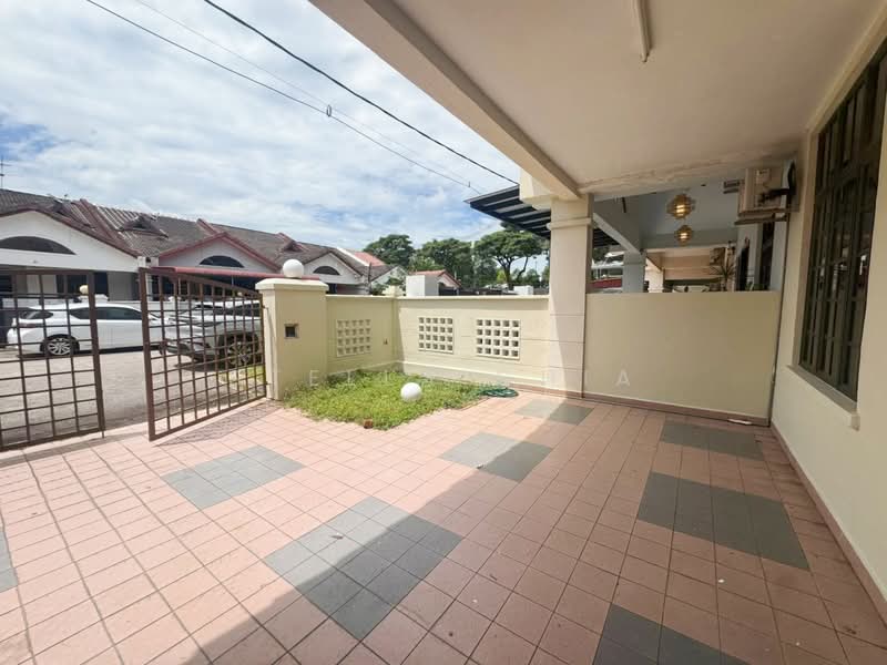 Rumah Teres 1 Tingkat untuk Dijual di Johor Bahru (Johor) - Stella Chia - Exterior - PropertyGuru.com.my