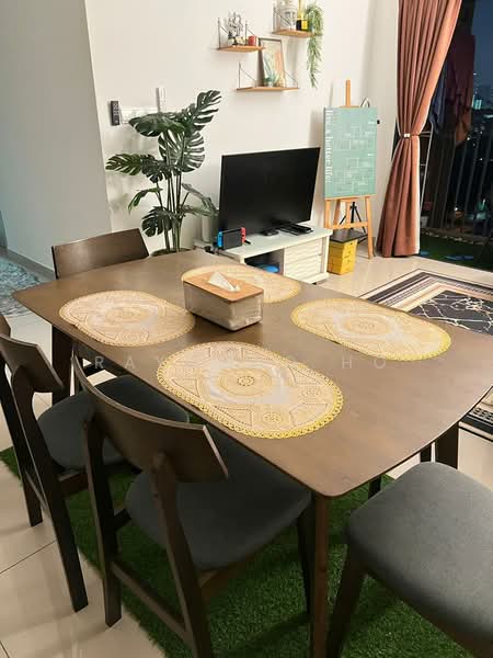 Condominium for Rent at The Hamstead, Desa Tun Razak - Raymond Ho - Dining Room - PropertyGuru.com.my