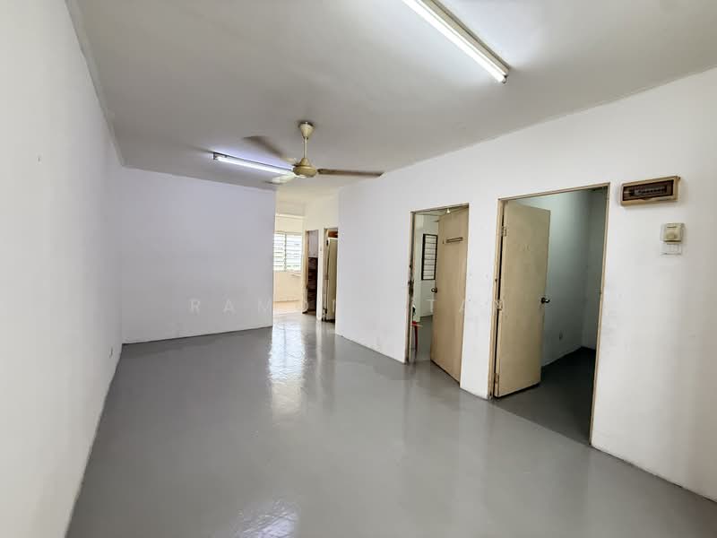 Pangsapuri untuk Dijual di Taman Tasik Utama - Ramona Tan - Interior - PropertyGuru.com.my