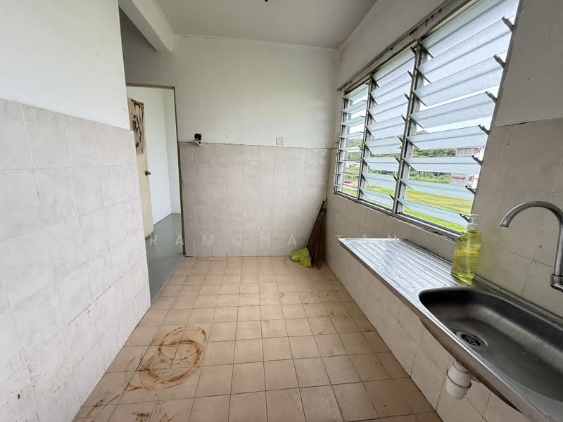 Pangsapuri untuk Dijual di Taman Tasik Utama - Ramona Tan - PropertyGuru.com.my