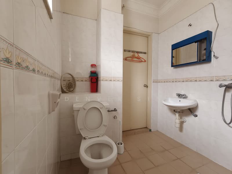 Terraced House for Sale in Batu 9 (Cheras) - Denver Sin - Bathroom - PropertyGuru.com.my