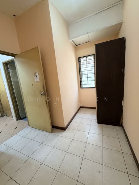 Rumah Teres 3 Tingkat untuk Disewa di Subang Bestari (Shah Alam) - Chong Yien Chin - Interior - PropertyGuru.com.my