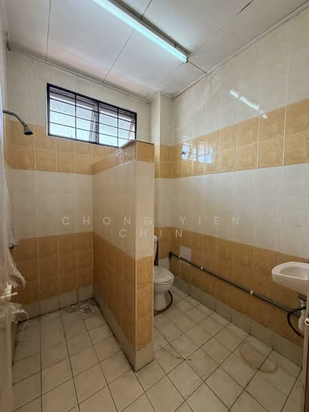 Rumah Teres 3 Tingkat untuk Disewa di Subang Bestari (Shah Alam) - Chong Yien Chin - Bathroom - PropertyGuru.com.my