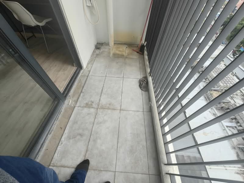 Servis Apartment untuk Disewa di Emporis - Winson Ng - Balcony - PropertyGuru.com.my