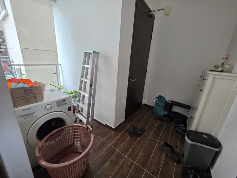 Condominium for Rent at Amberside @ Country Garden Danga Bay - Vivian Ho - Balcony - PropertyGuru.com.my