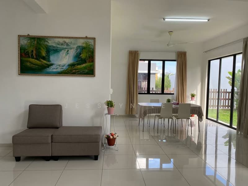 Rumah Berkembar untuk Dijual di Setia Ecohill (Semenyih) - Jesslyn Lee - Living Room - PropertyGuru.com.my