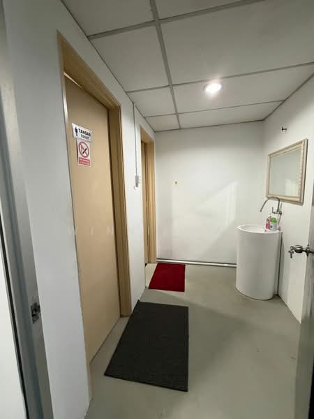 Office for Rent in Taman Connaught (Cheras) - Winnie Tai - Bathroom - PropertyGuru.com.my