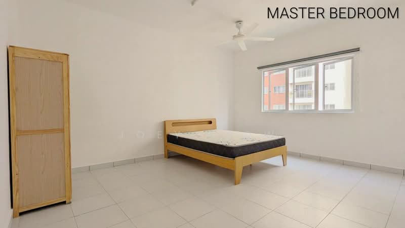 Condominium for Rent at Residensi Sateria - Joey Seow - Master Bedroom - PropertyGuru.com.my