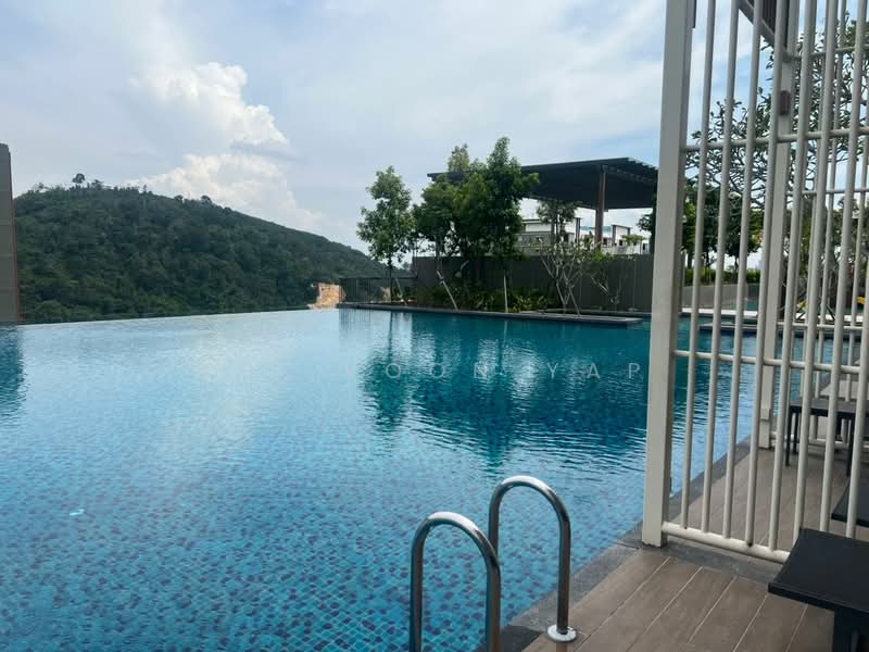 Condominium for Rent at Aster Residence - Pit Voon Yap - Pool - PropertyGuru.com.my